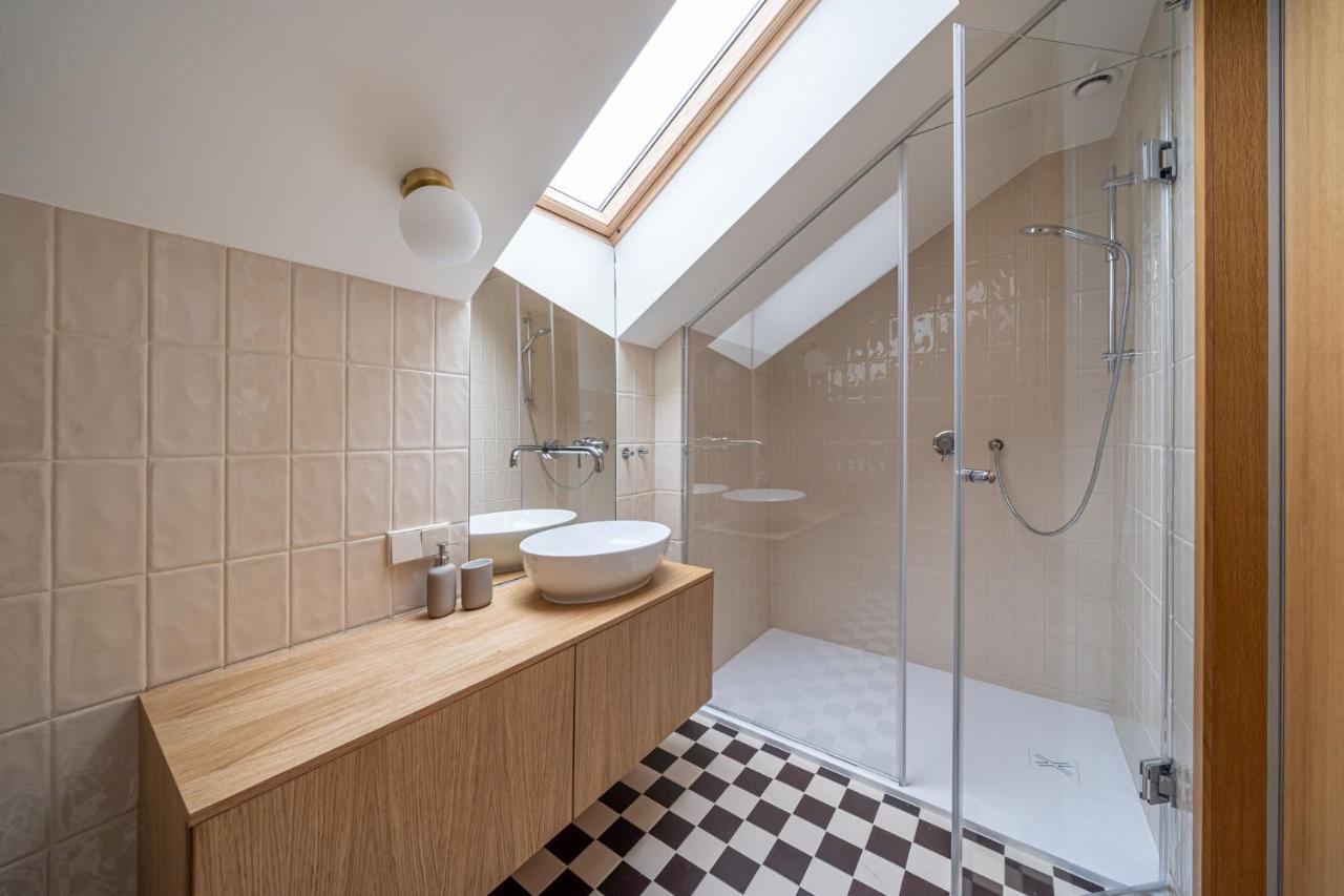 Bright Designer Apartment In City Centre Rīga Exterior foto